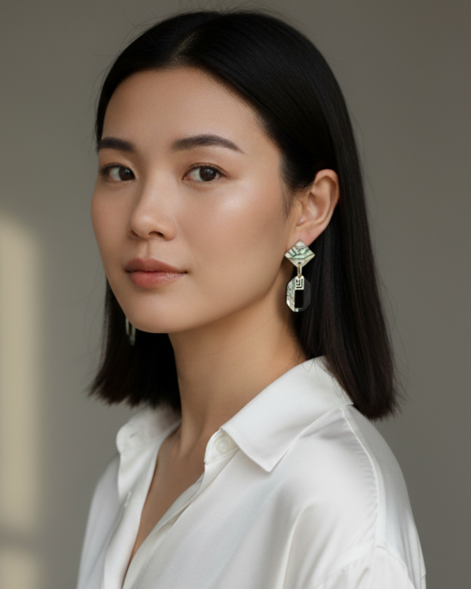 Bông tai sơn mài cửu khổng bào ngư thời trang Hity