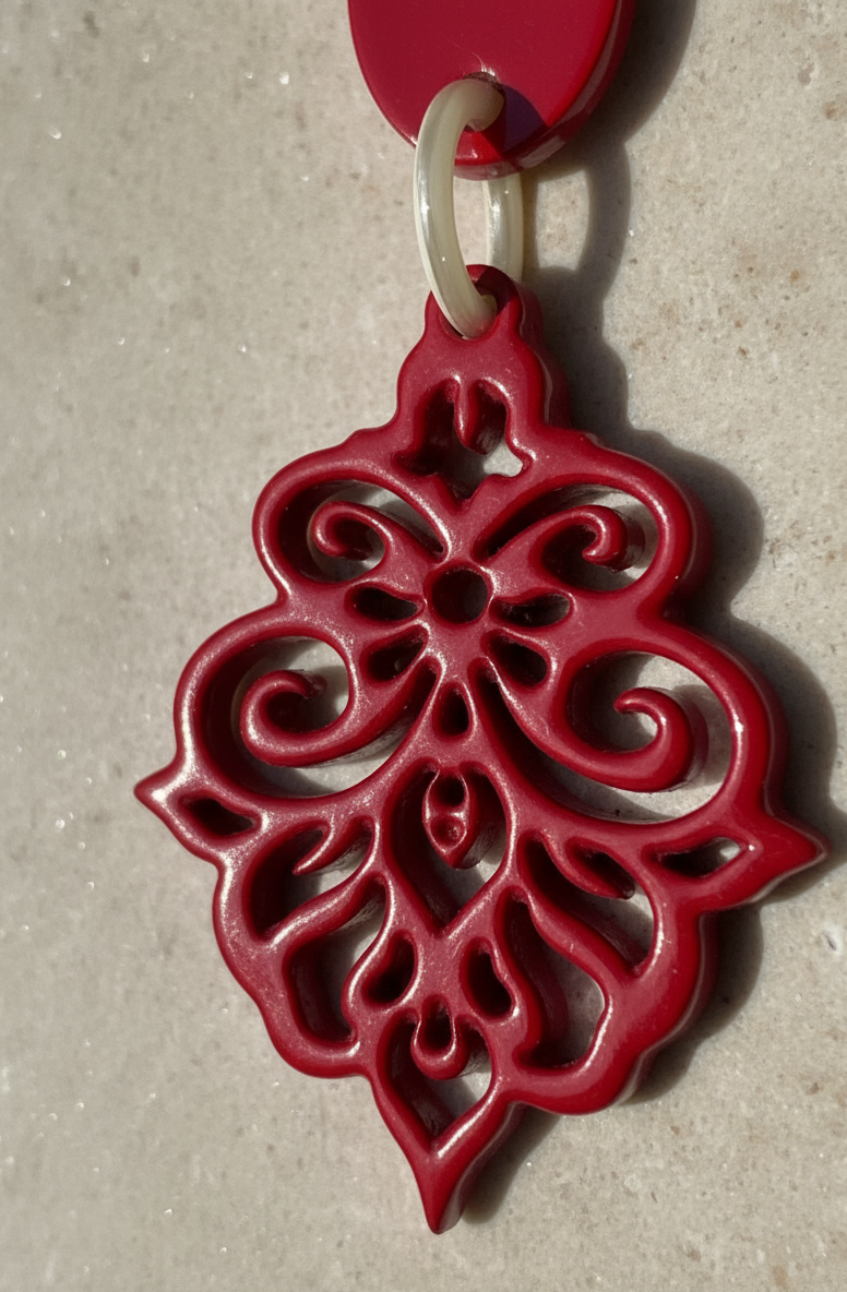 Bông tai sơn mài đỏ hoạ tiết hoa thị thời trang Hity