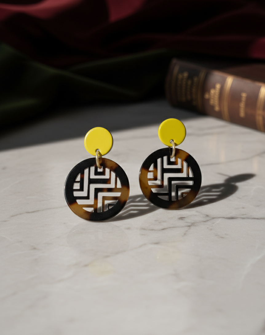 Bông tai sơn mài hoạ tiết cung đình thời trang Hity