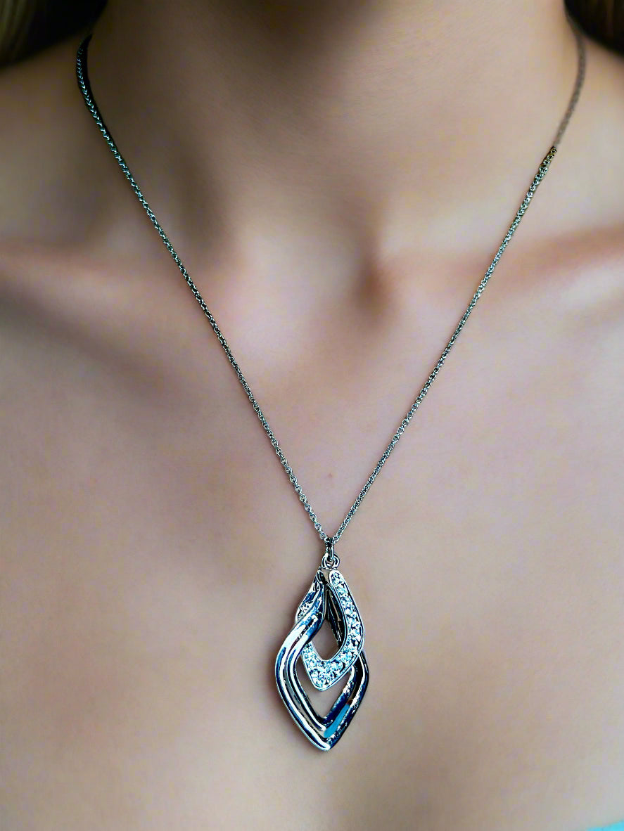 Dây chuyền vòng cổ xích bạc mặt nạm pha lê thời trang Hity