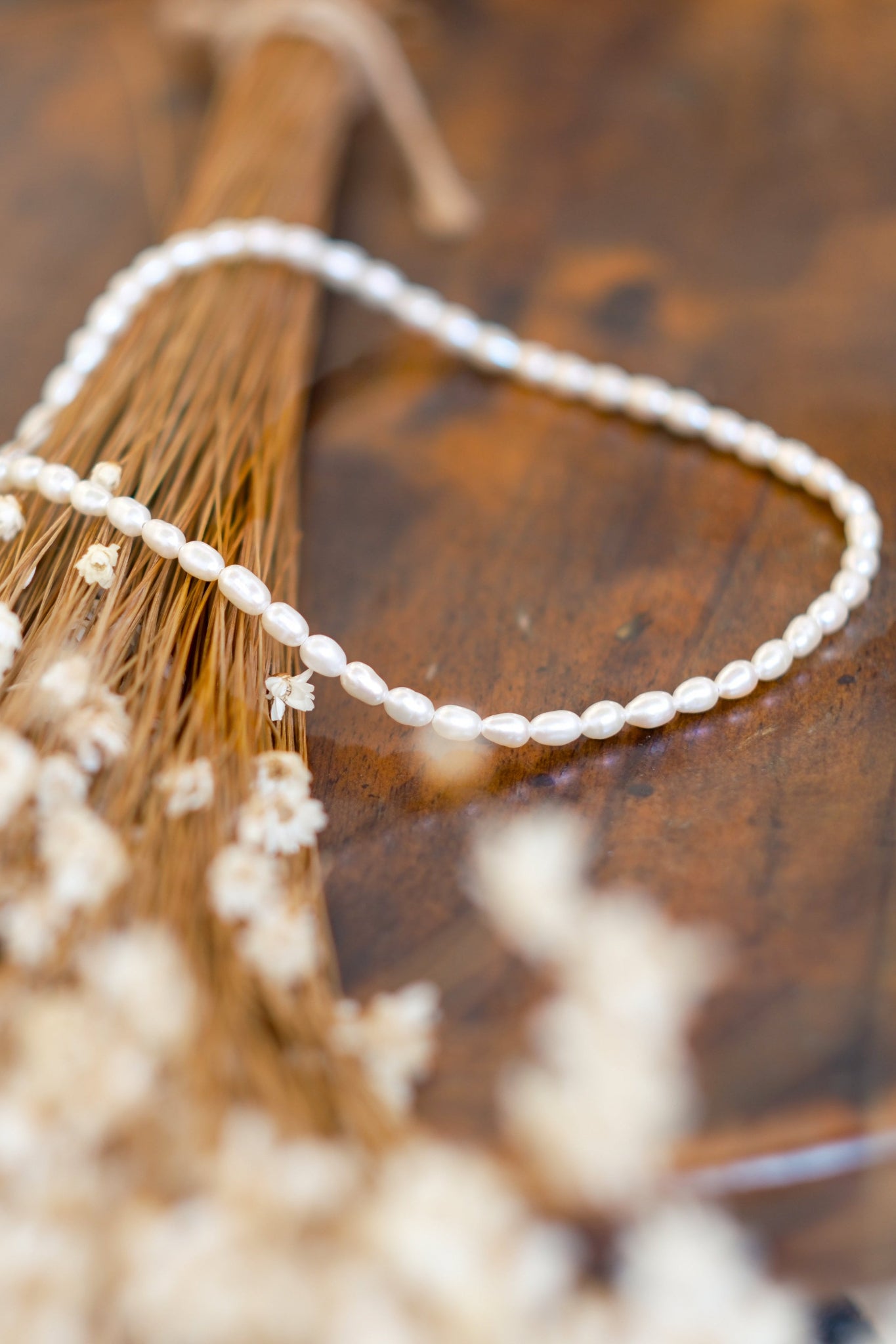 Vòng cổ choker ngọc trai dị baroque thời trang Hity