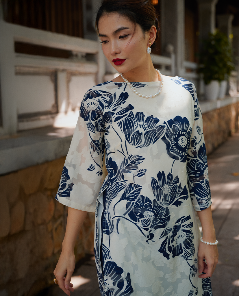 Áo Dài Cổ Thuyền Mẫu Đơn ADA013