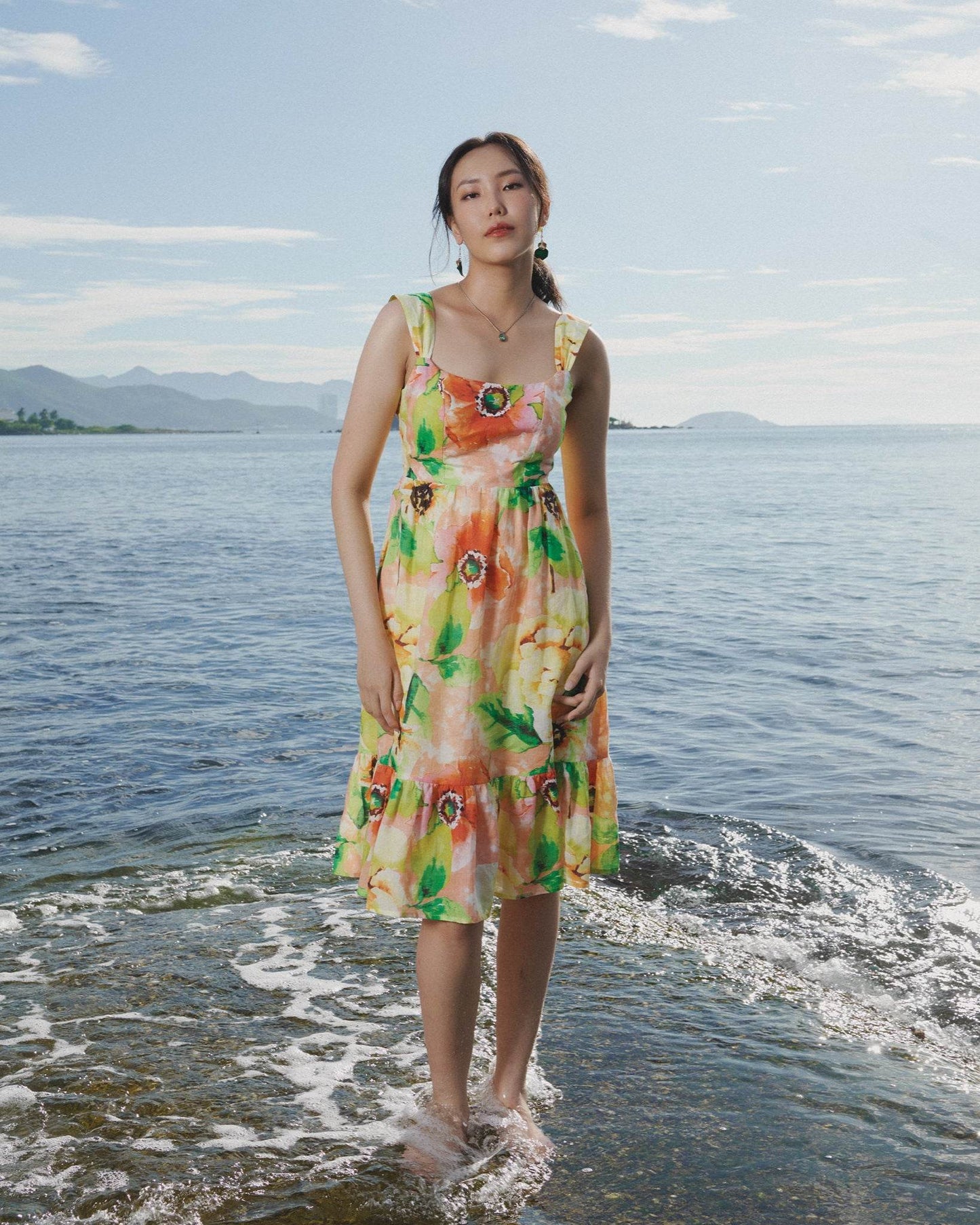 Đầm Hở Lưng Linen Dâm Bụt - Hity