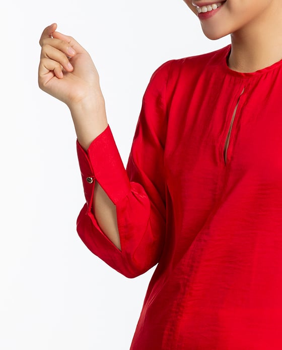Áo Cổ Tròn Scarlet TOP103