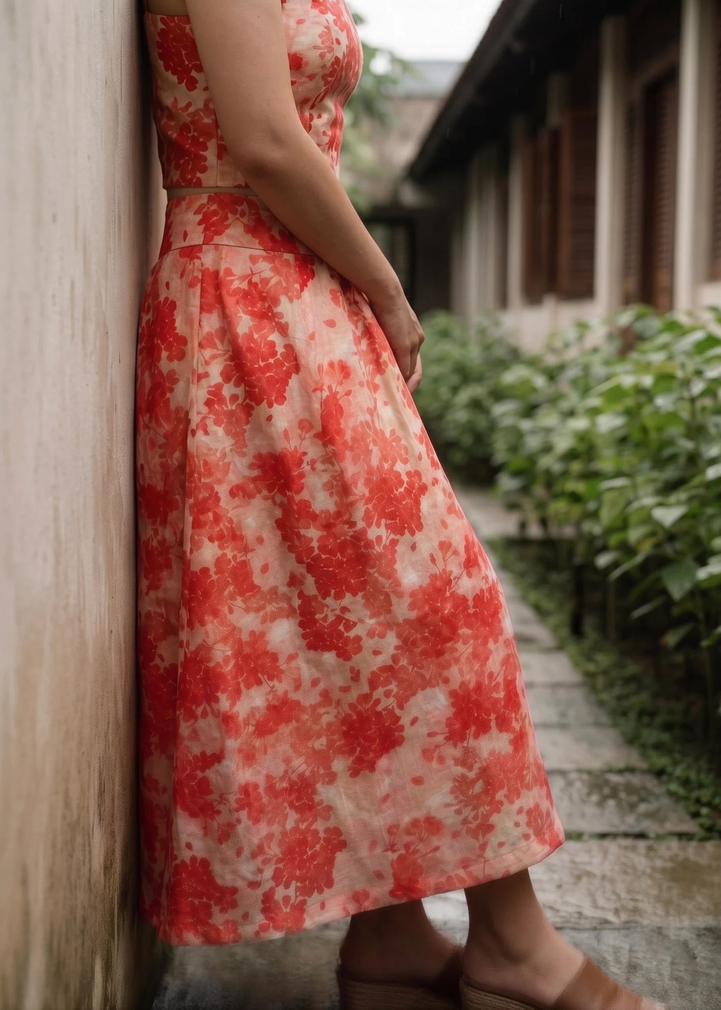 Áo croptop hai dây vải gai xanh ramie hoa thời trang Hity