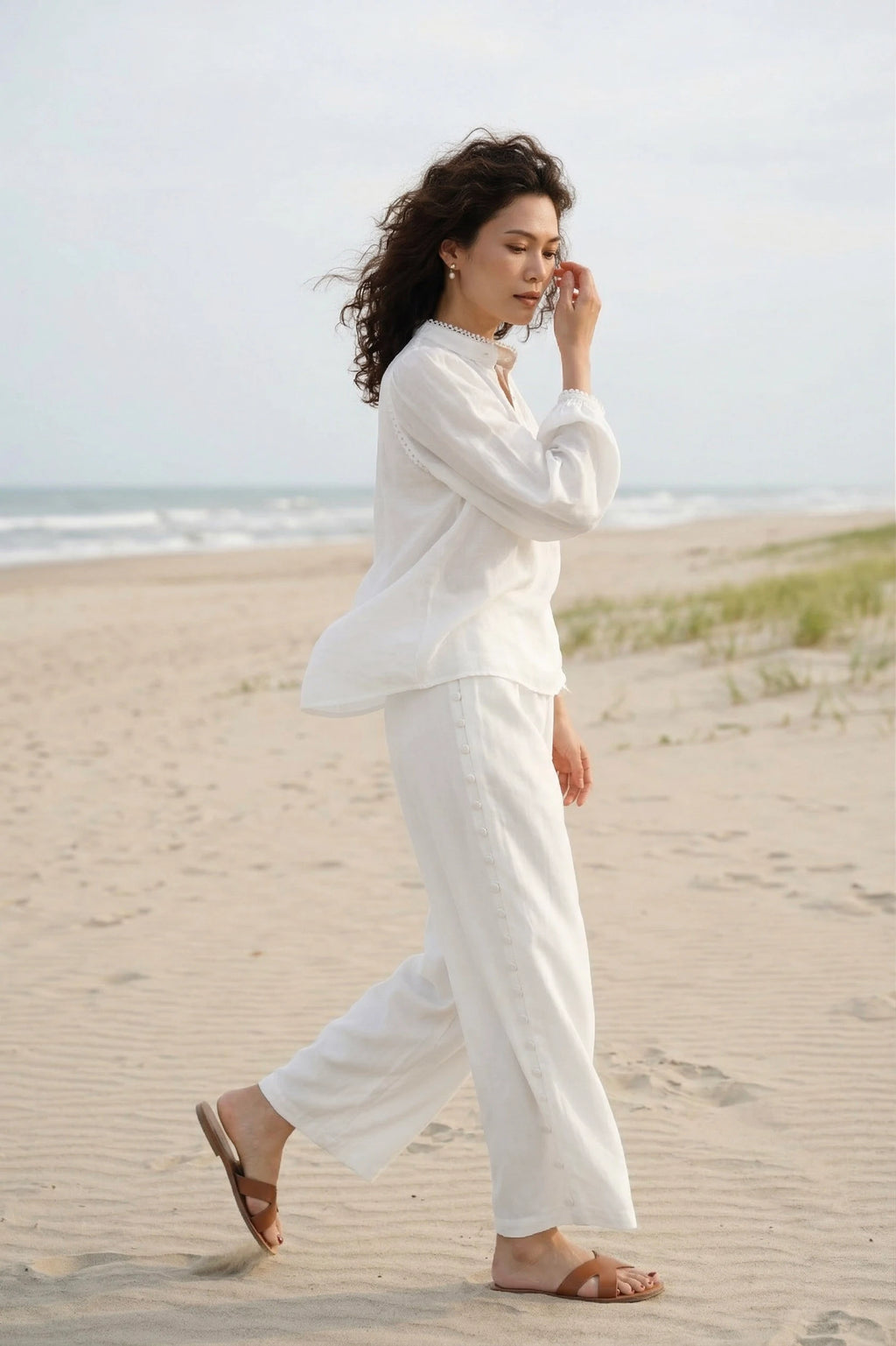 Áo cổ trụ dáng rộng linen trắng thời trang Hity