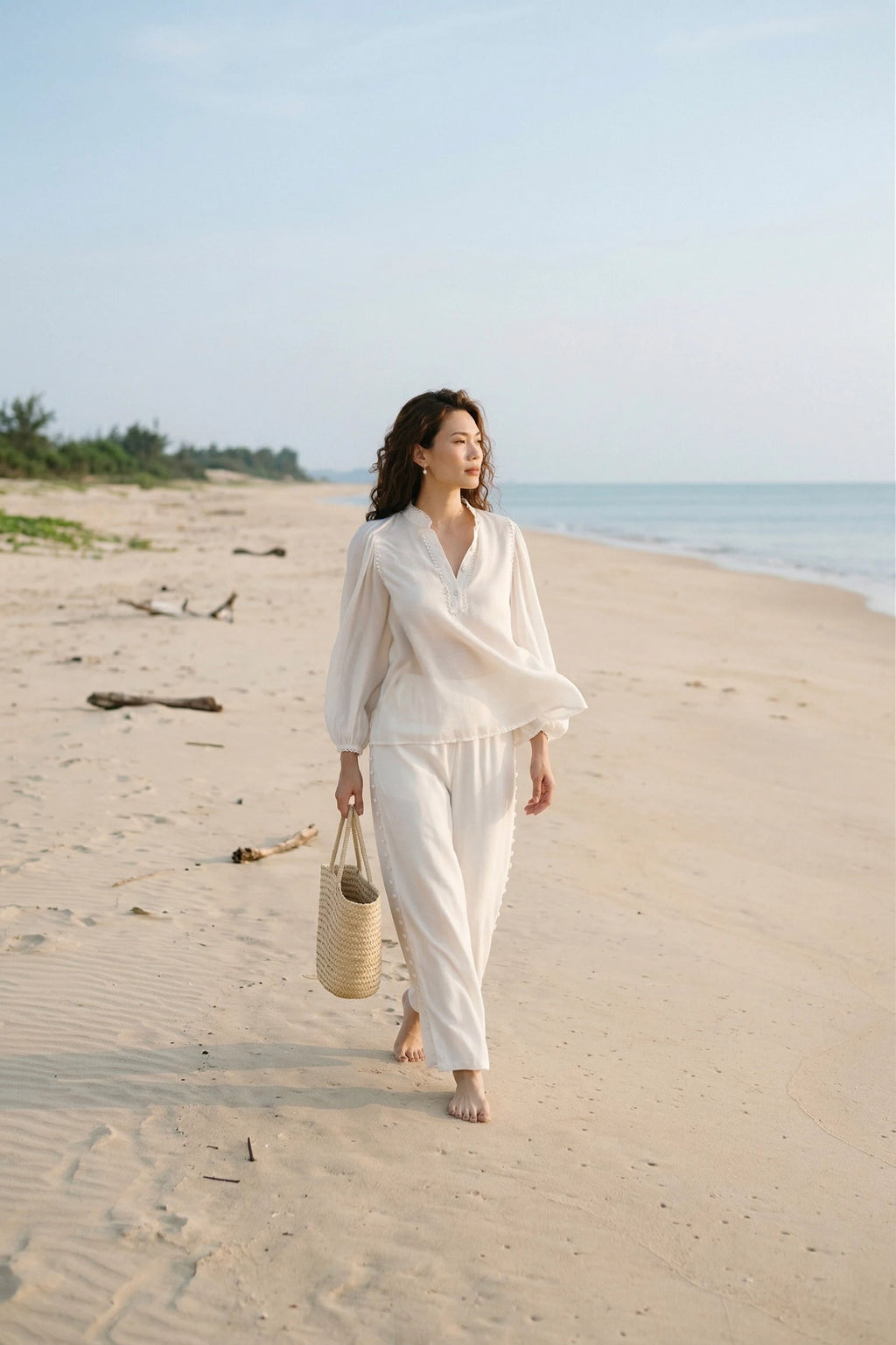 Áo cổ trụ dáng rộng linen trắng thời trang Hity