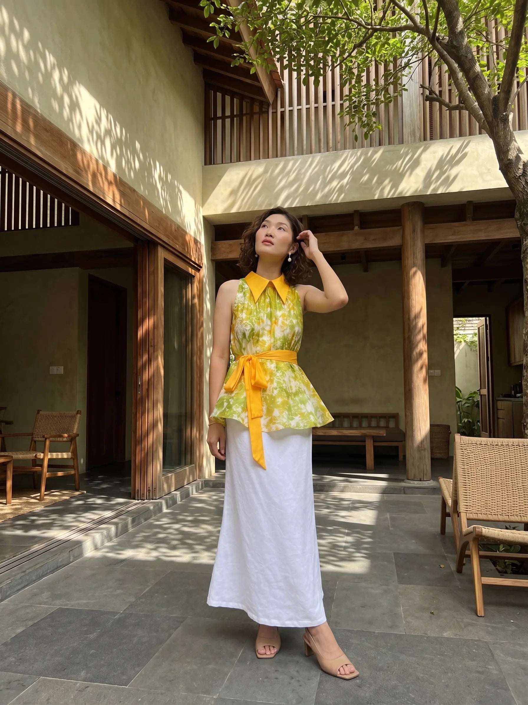 Áo hở vai cổ sơ mi halter neck lụa nhuộm loang tiedye thời trang Hity