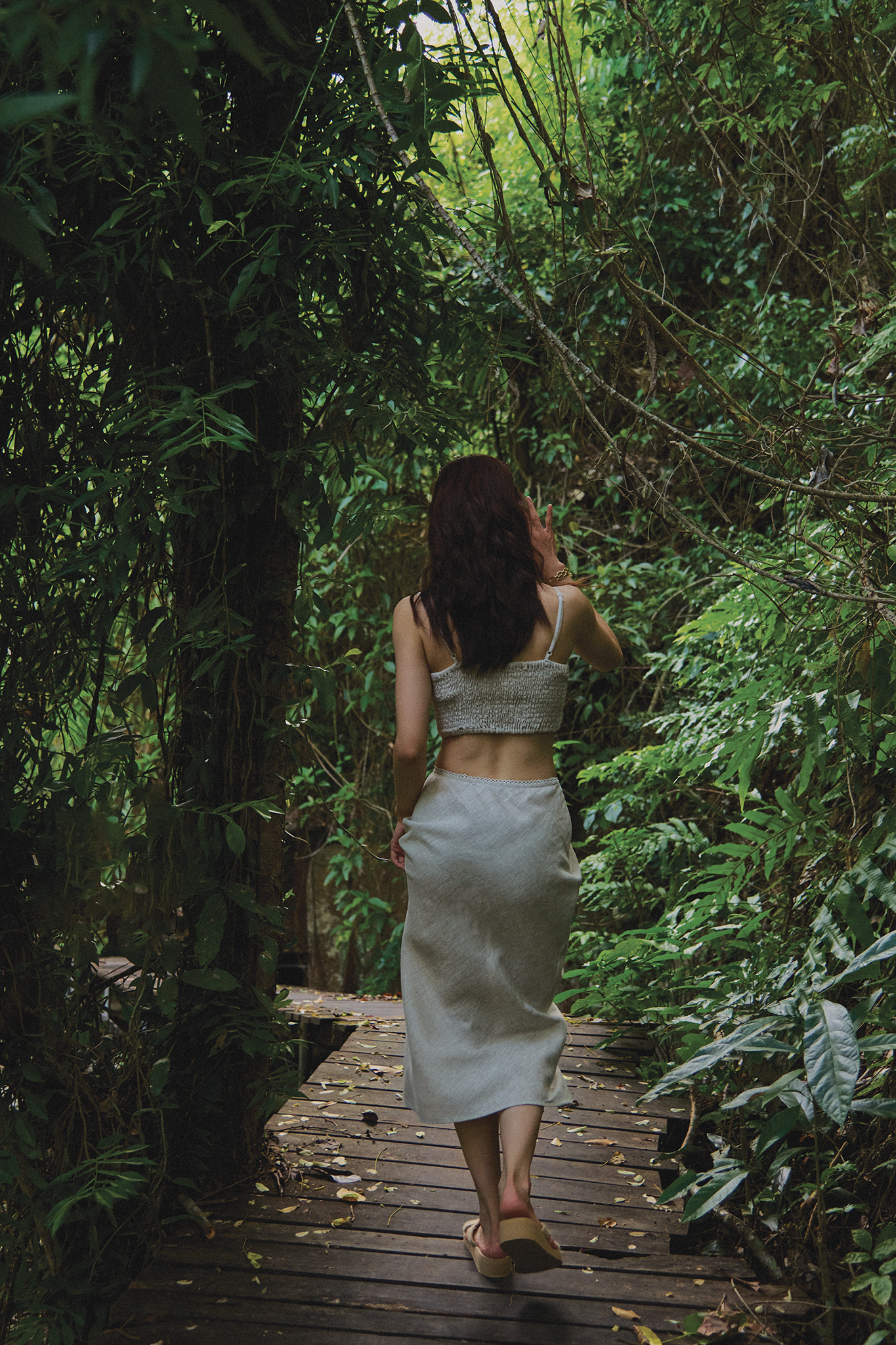 Áo croptop hai dây linen xám nguyên bản thời trang Hity