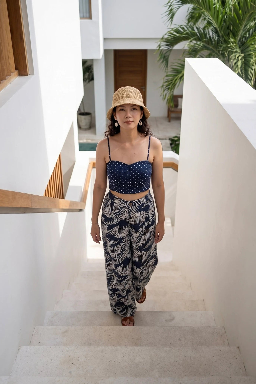 Áo crop top hai dây linen chấm bi thời trang Hity