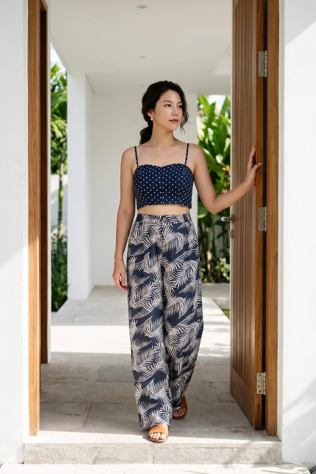 Áo crop top hai dây linen chấm bi thời trang Hity