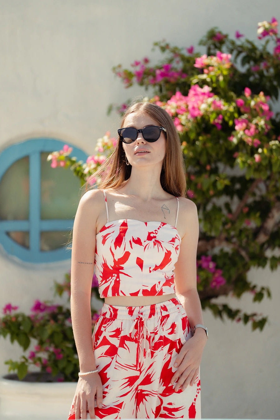 Áo croptop hai dây linen lá đỏ thời trang Hity
