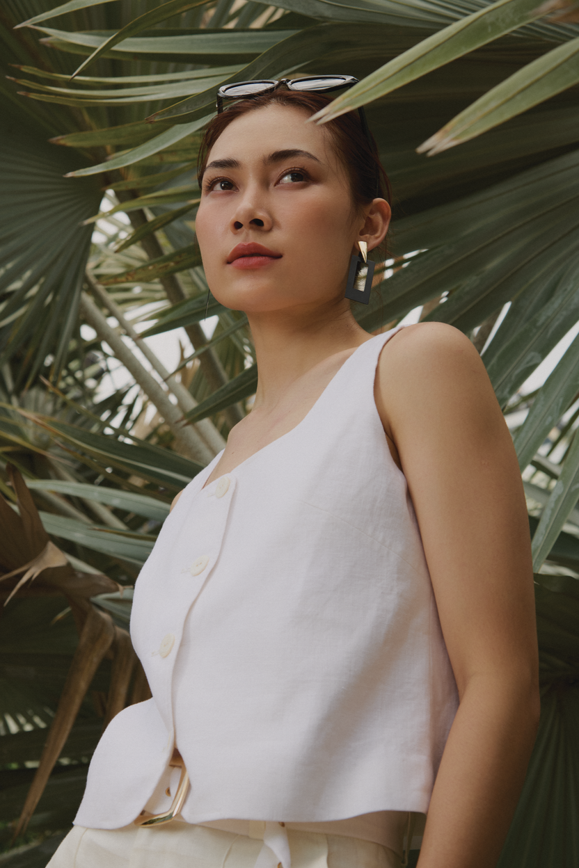 Áo crop top sát nách linen trắng thời trang Hity