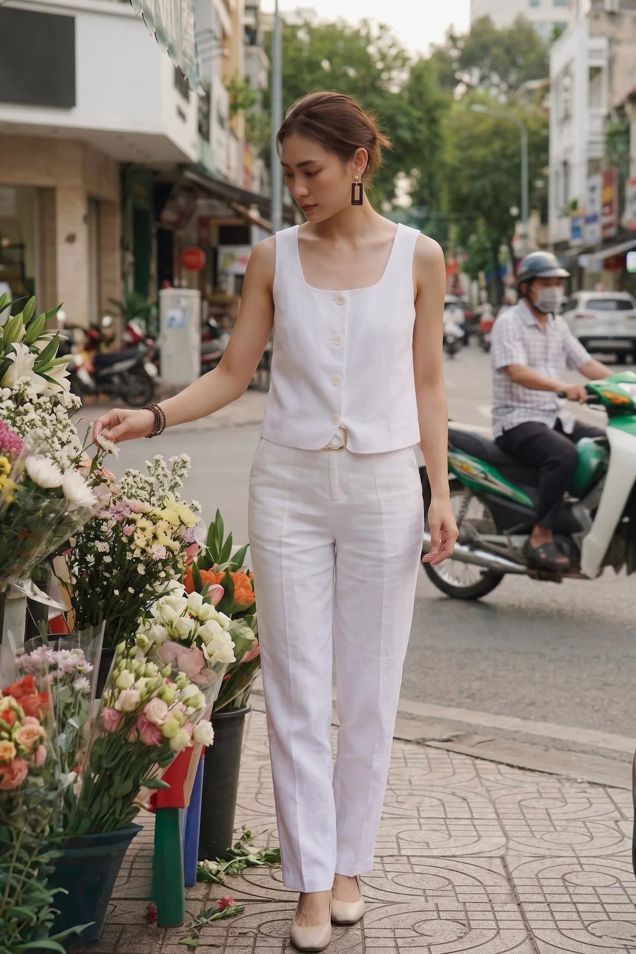 Áo croptop cổ vuông linen trắng thời trang Hity