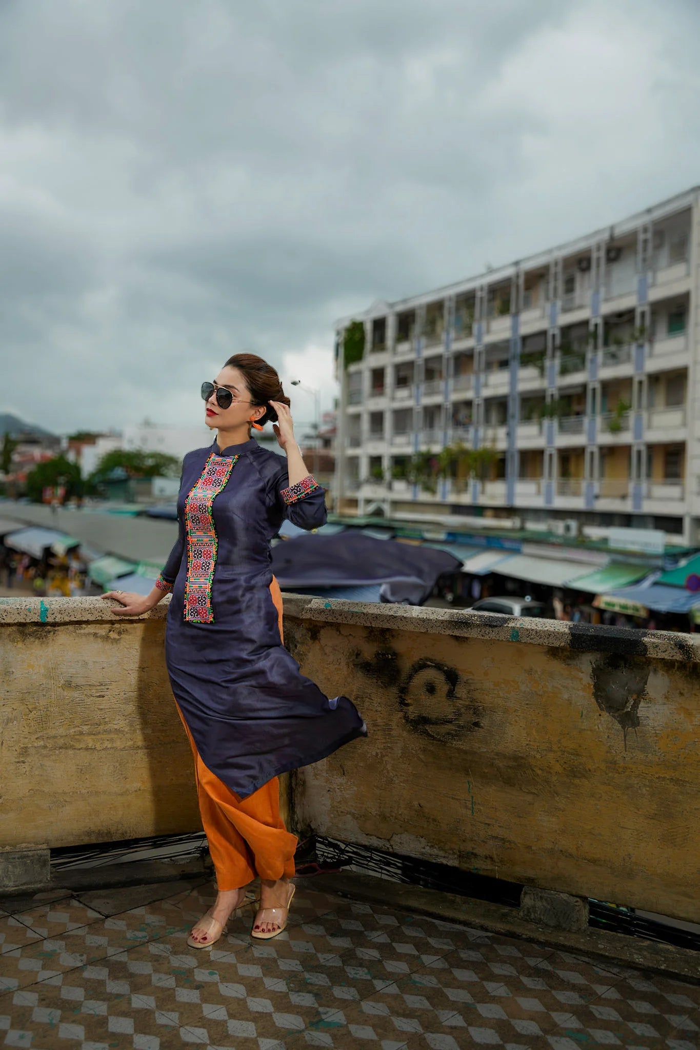 Áo Dài Lụa Thổ Cẩm Hoà Văn