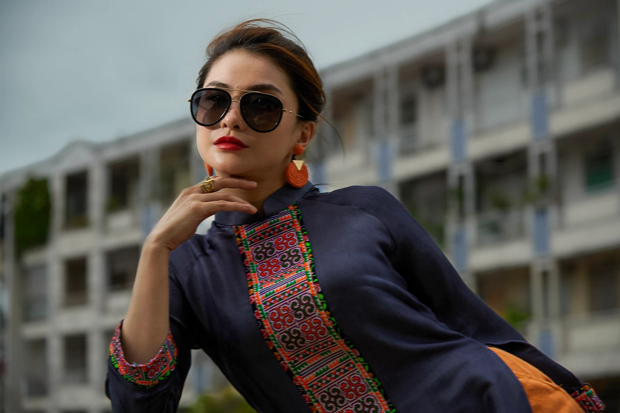 Áo dài lụa tơ tằm phối thổ cẩm thời trang Hity