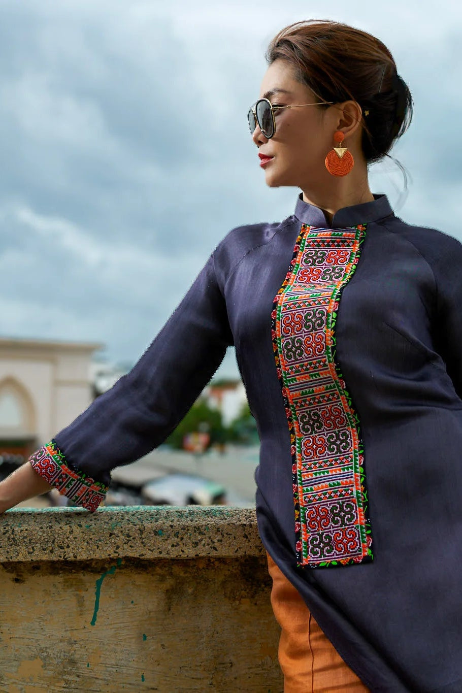 Áo dài lụa tơ tằm phối thổ cẩm thời trang Hity