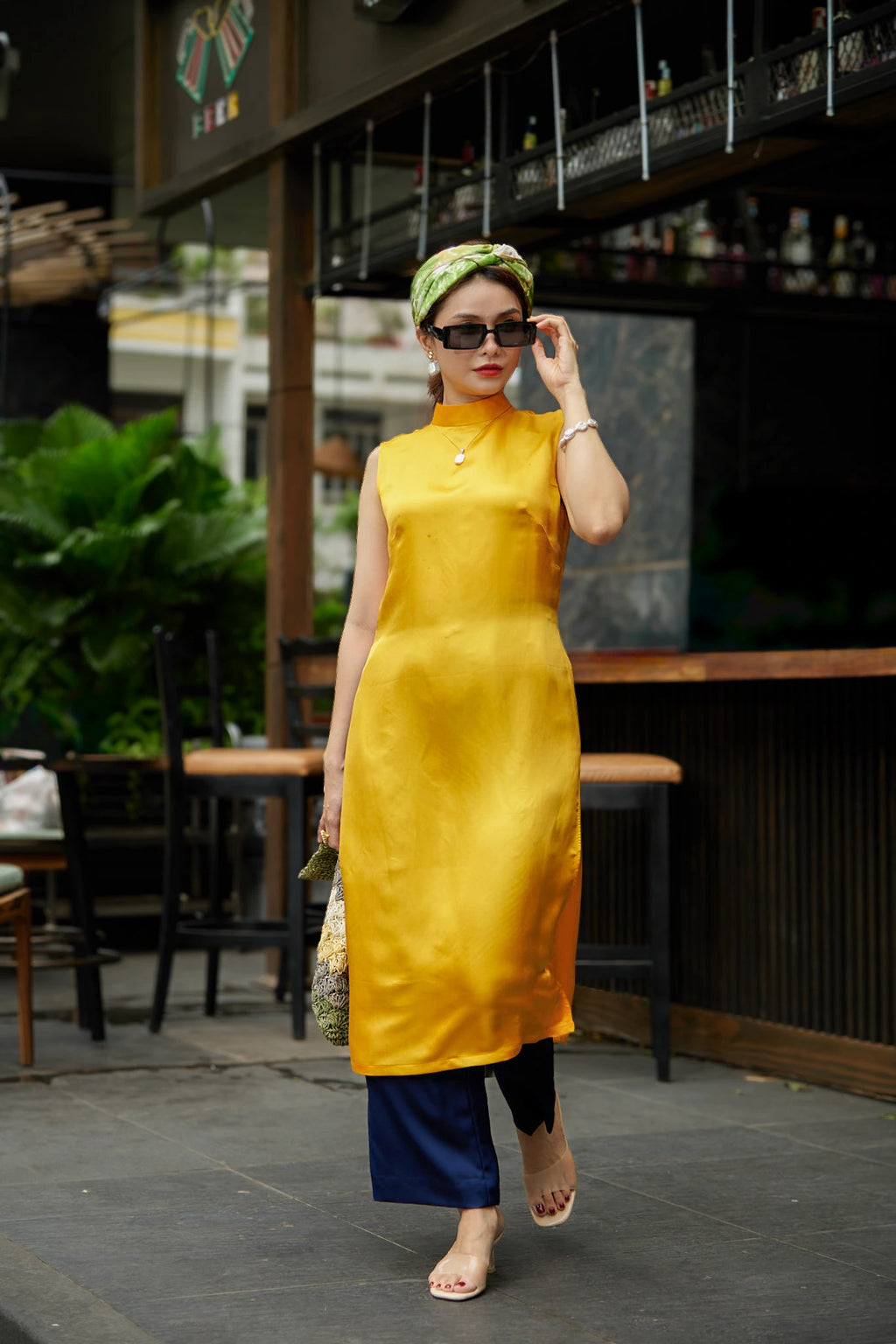 Áo dài cách tân lụa tơ tằm viscose vàng thời trang Hity