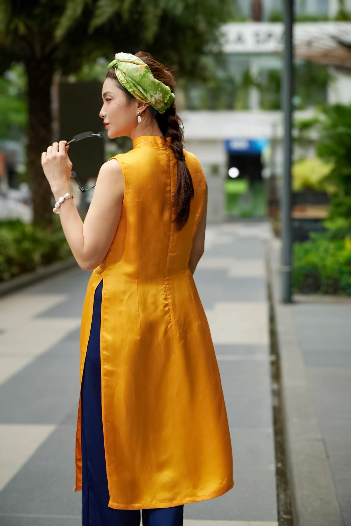 Áo dài cách tân lụa tơ tằm viscose vàng thời trang Hity