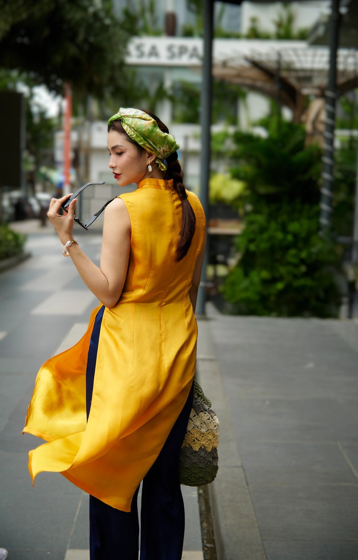 Áo dài cách tân lụa tơ tằm viscose vàng thời trang Hity