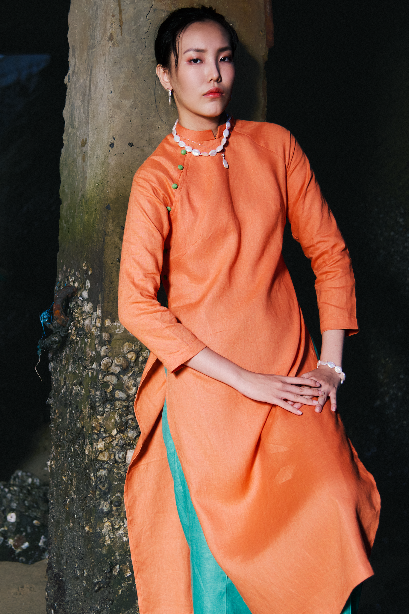 Áo dài suông tay raglan linen cam thời trang Hity 