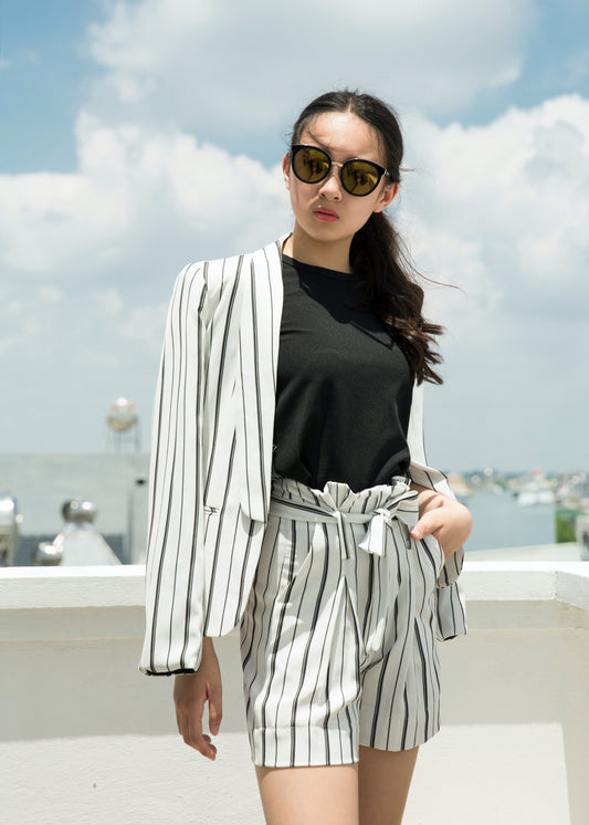 Quần shorts lưng cao bèo sọc Thời trang Hity