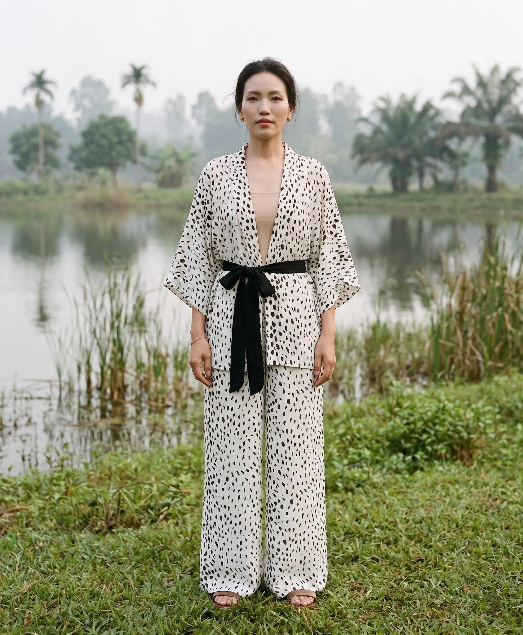 Bộ áo khoác kimono phối quần chấm bi thời trang Hity