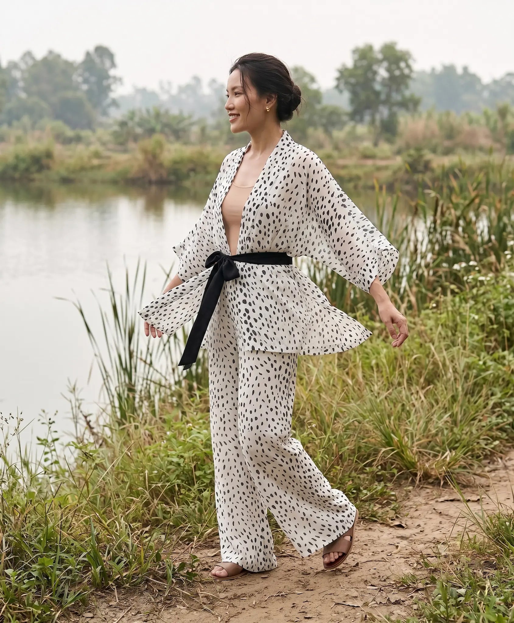 Bộ áo khoác kimono phối quần chấm bi thời trang Hity