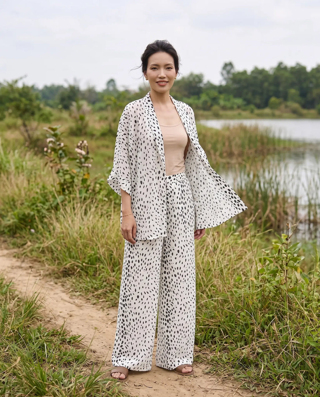 Bộ áo khoác kimono phối quần chấm bi thời trang Hity