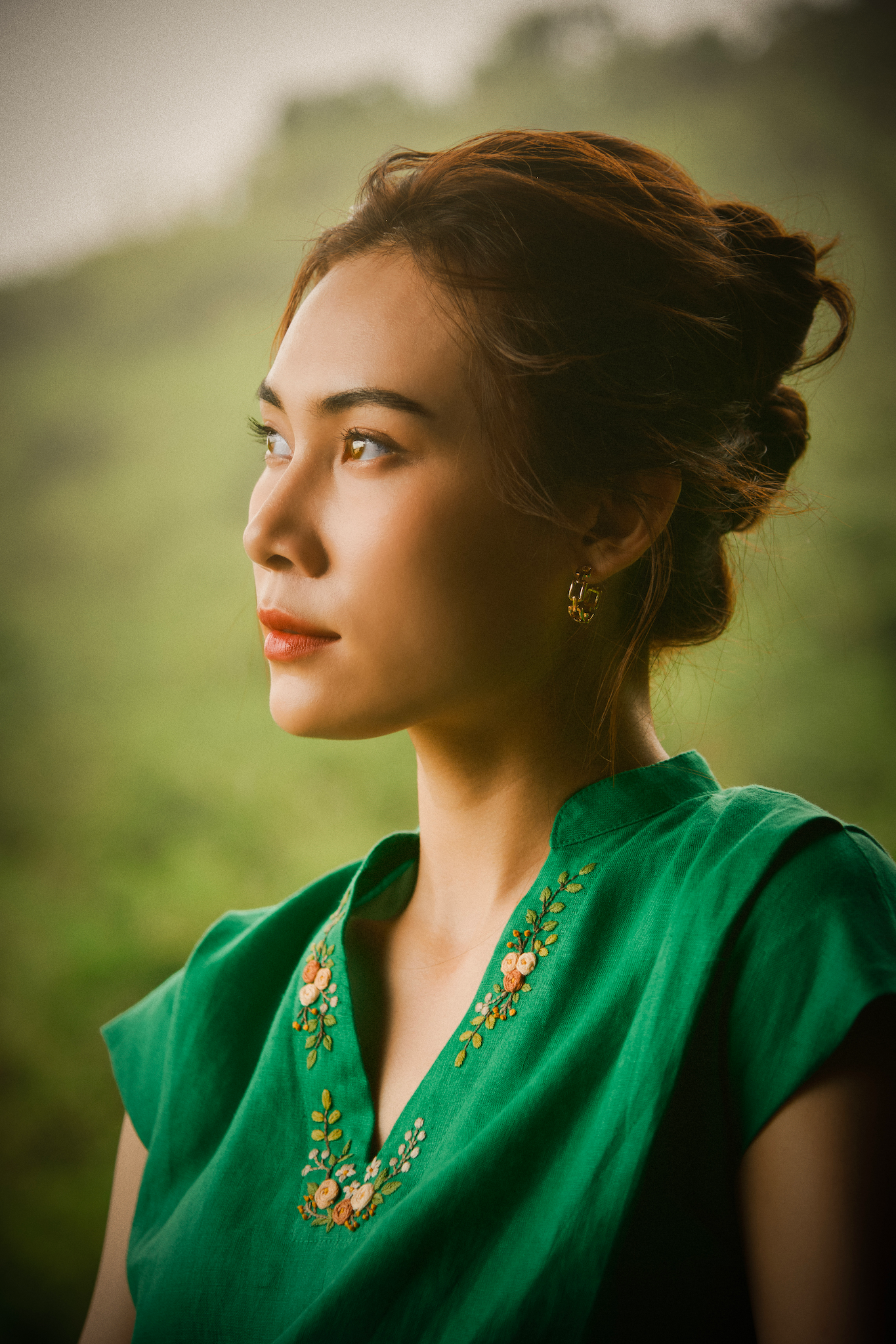 Áo bo linen thêu tay thời trang Hity