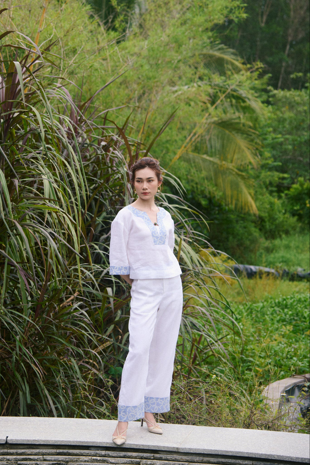 Áo kiểu suông linen thêu thời trang Hity