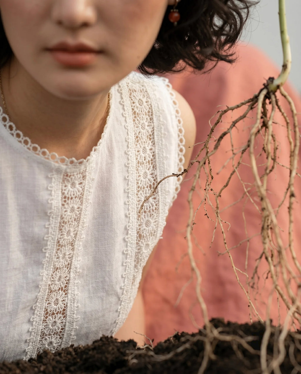 Áo ngắn croptop linen trắng phối ren cotton thời trang Hity