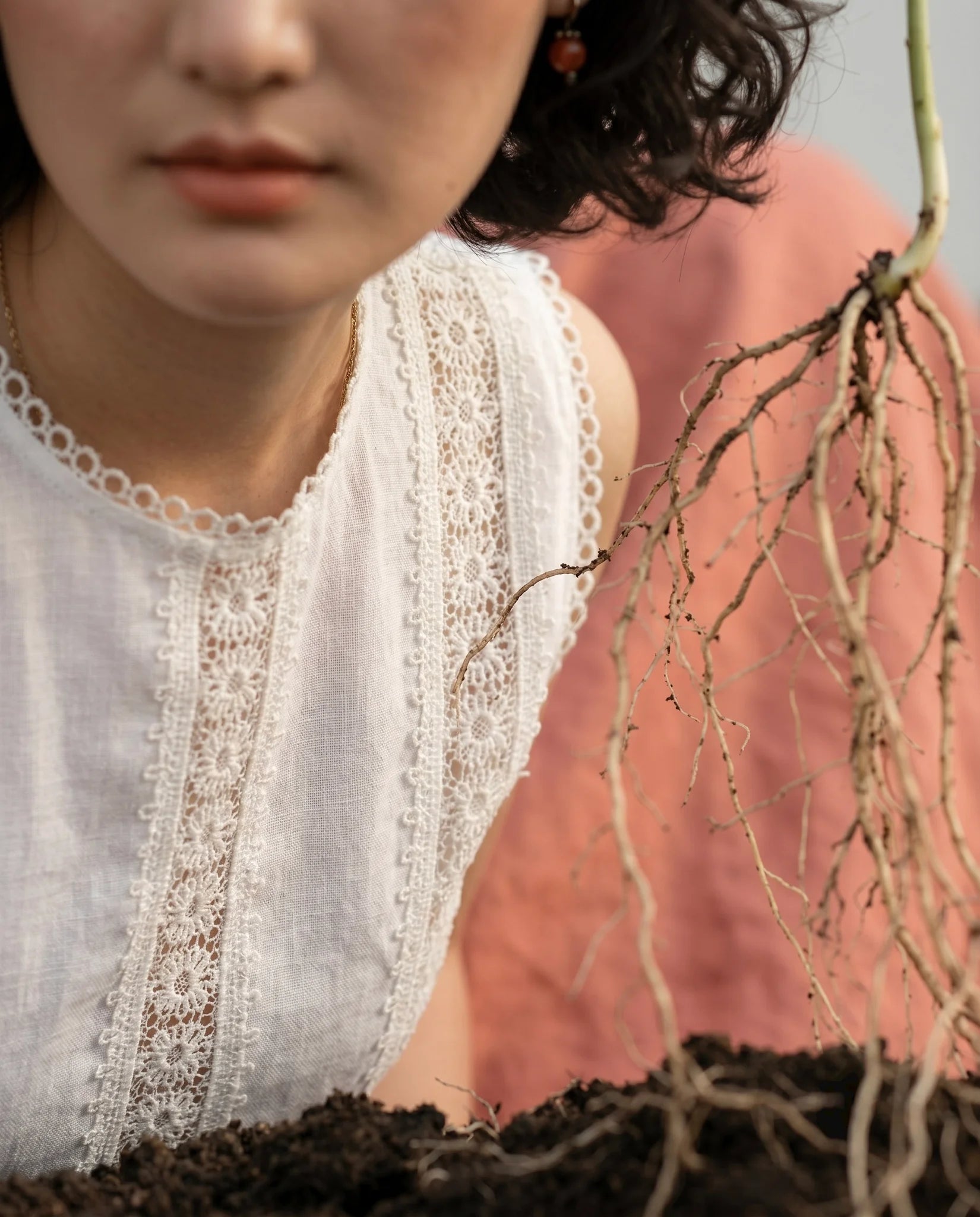 Áo ngắn croptop linen trắng phối ren cotton thời trang Hity