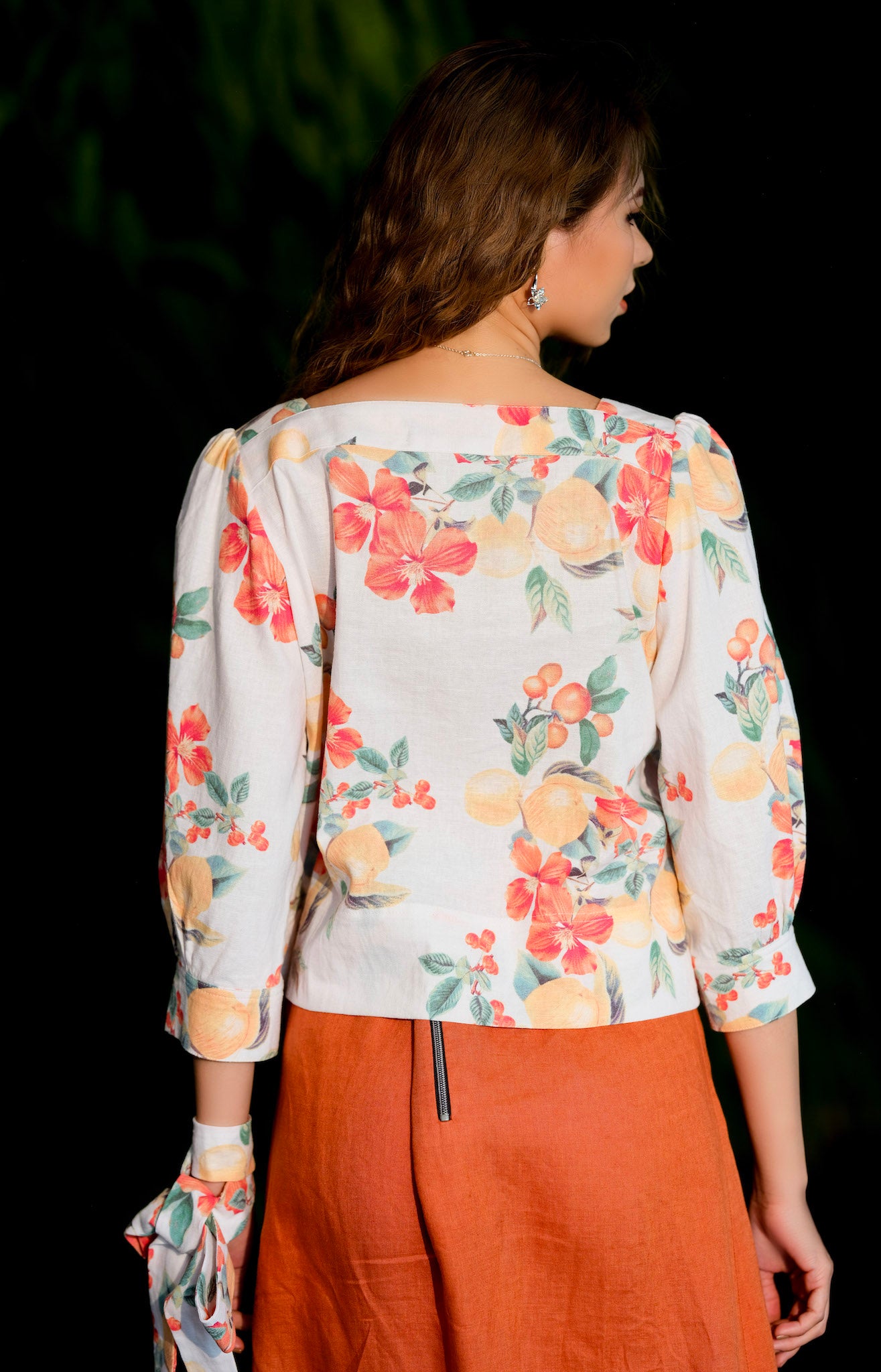 Áo croptop tay phồng linen hoạ tiết hoa thời trang Hity