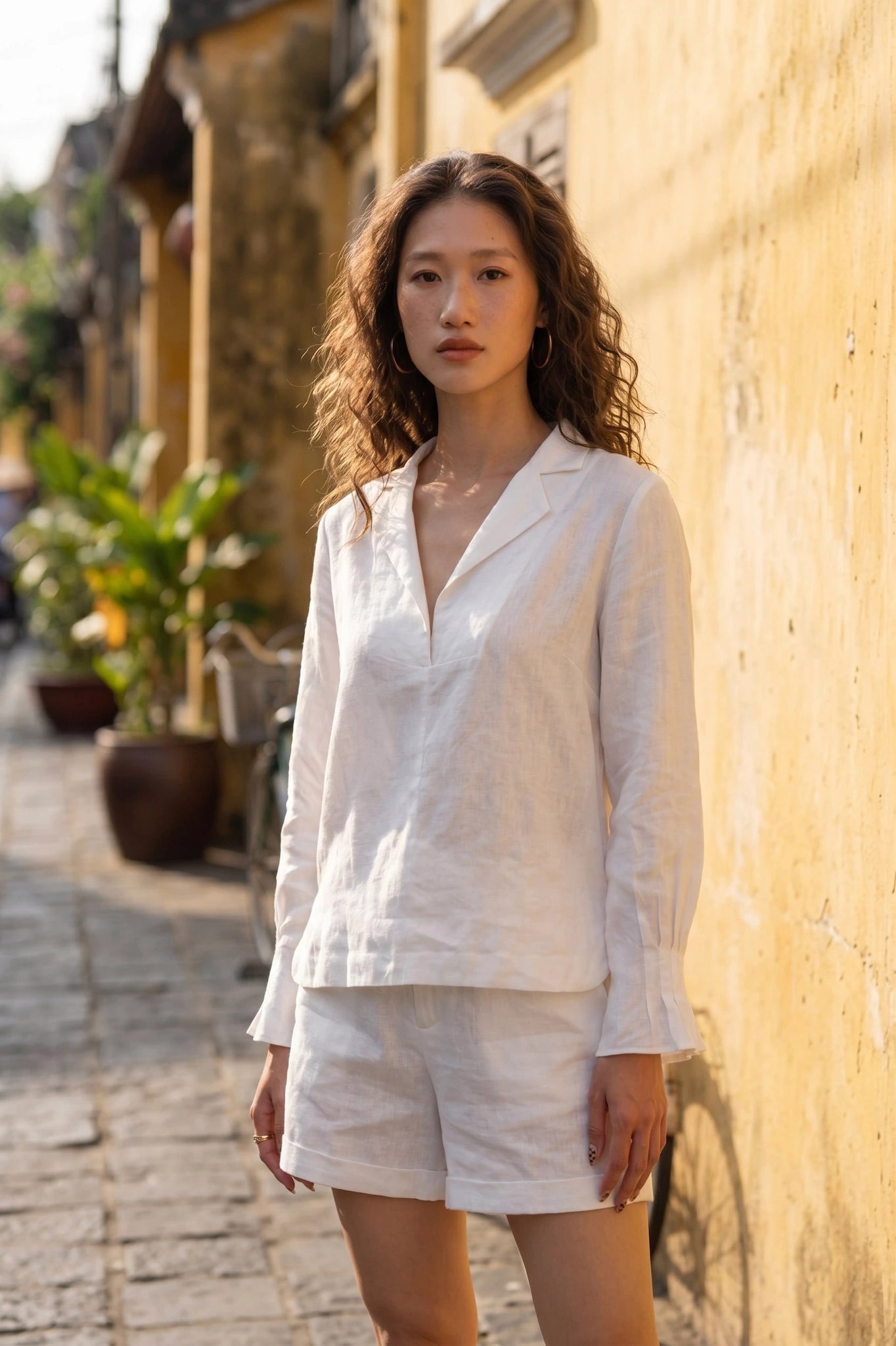 Áo sơ mi cổ ve linen trắng thời trang Hity