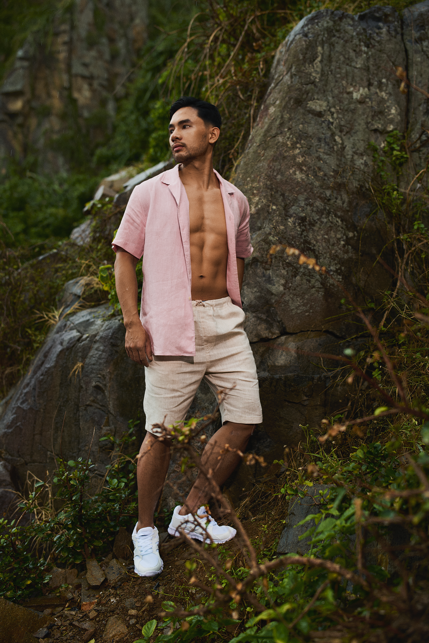 Áo sơ mi nam cổ Cuba Linen hồng thêu tay thời trang Hity