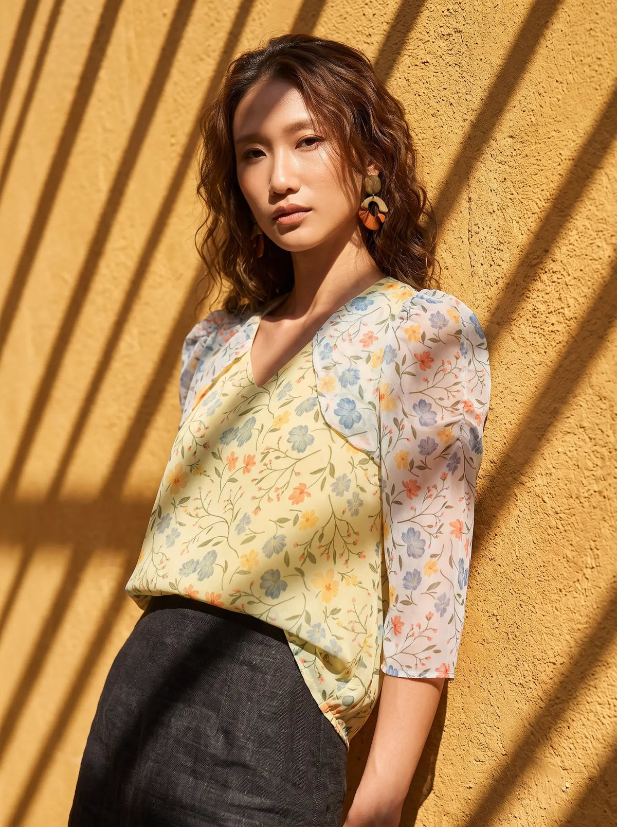 Áo tay phồng nhún organza hoa vàng thời trang Hity