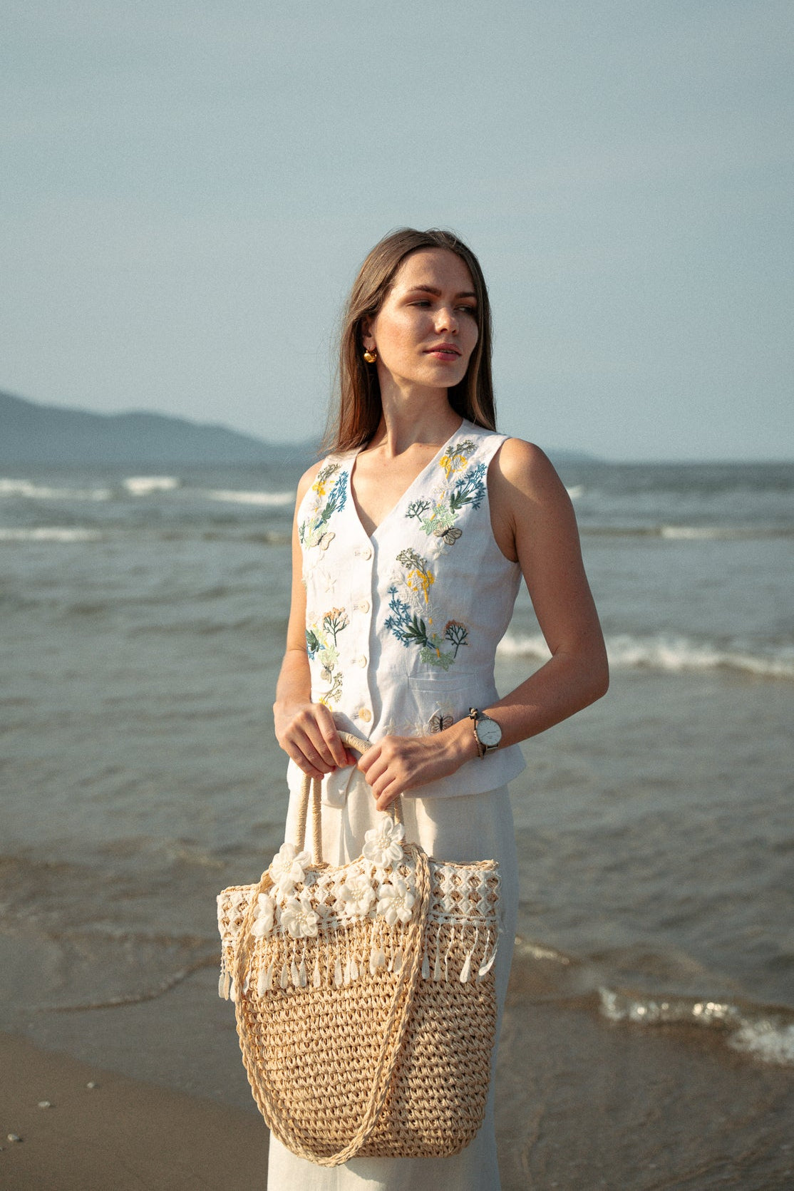 Áo vest ghi lê linen trắng thêu tay thời trang Hity