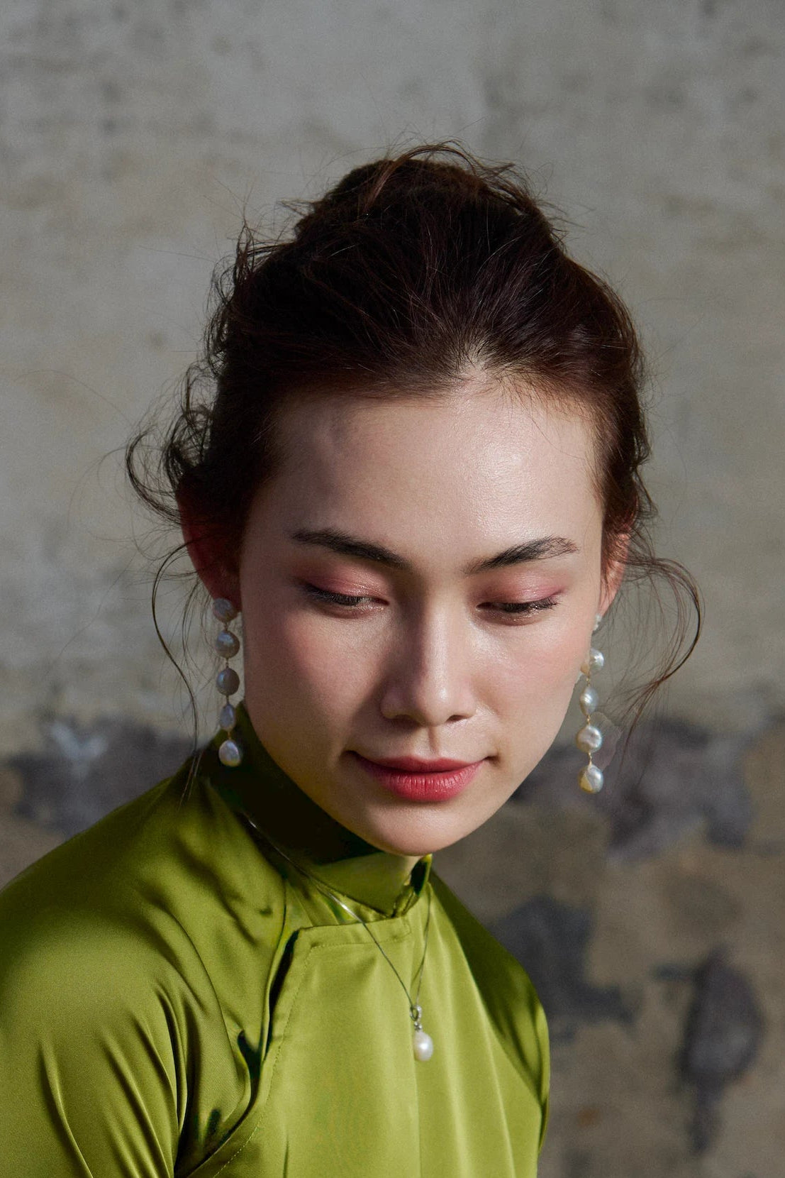 Bông tai ngọc trai baroque dáng suối thời trang Hity