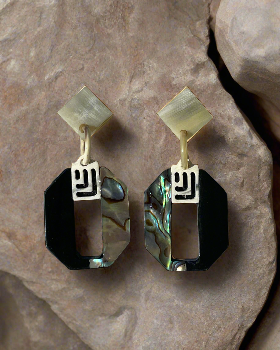 Bông tai sơn mài cửu khổng bào ngư thời trang Hity