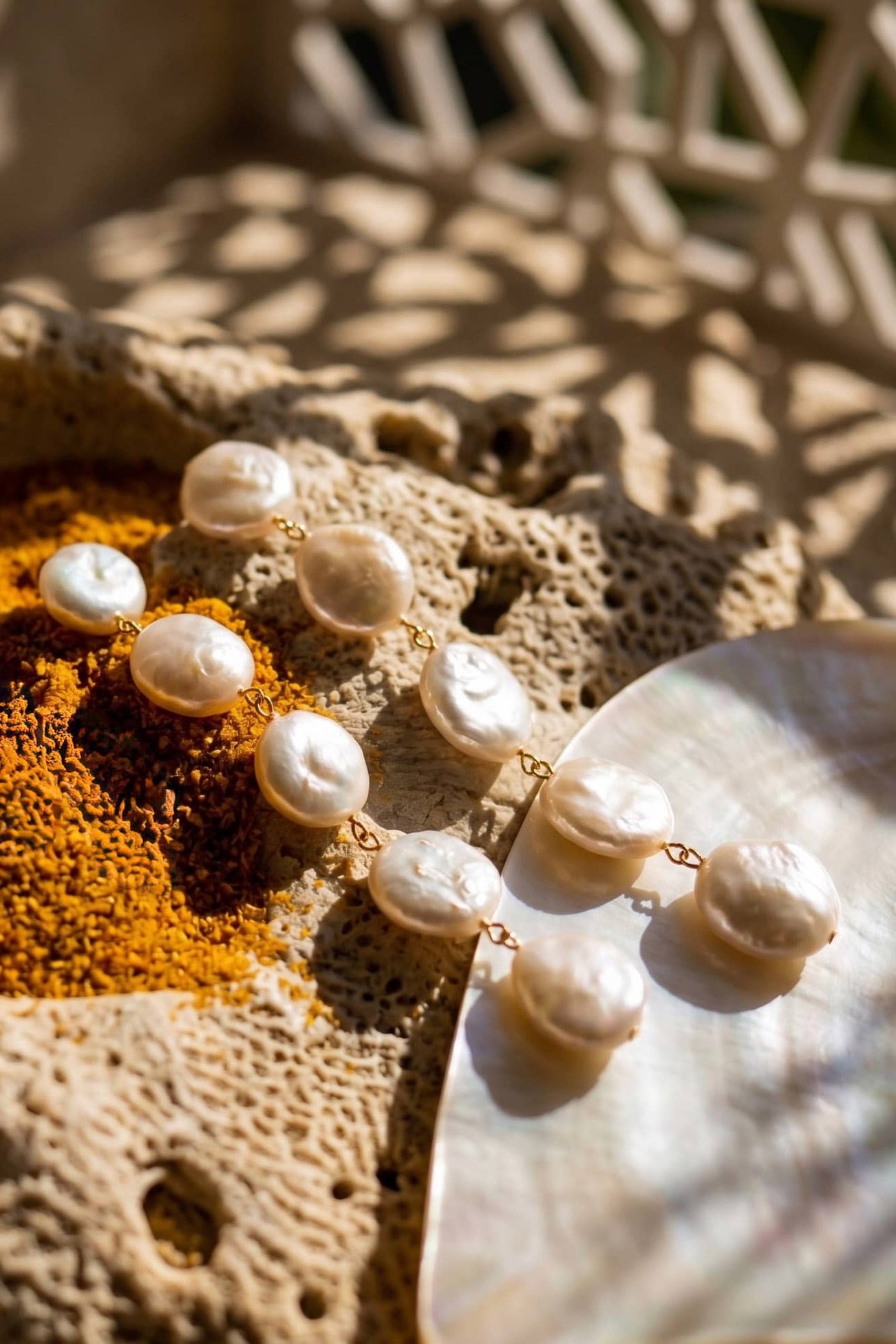 Bông tai ngọc trai baroque dáng suối thời trang Hity