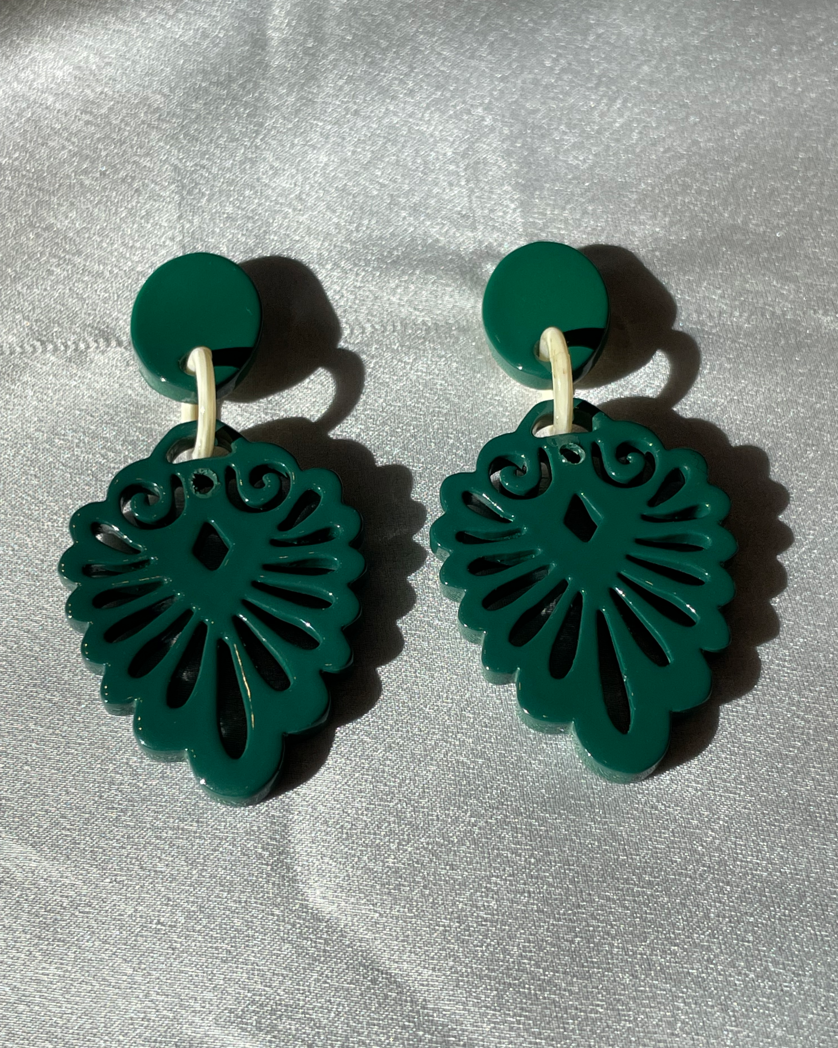 Bông tai sơn mài hoa văn hoạ tiết Á Đông thời trang Hity