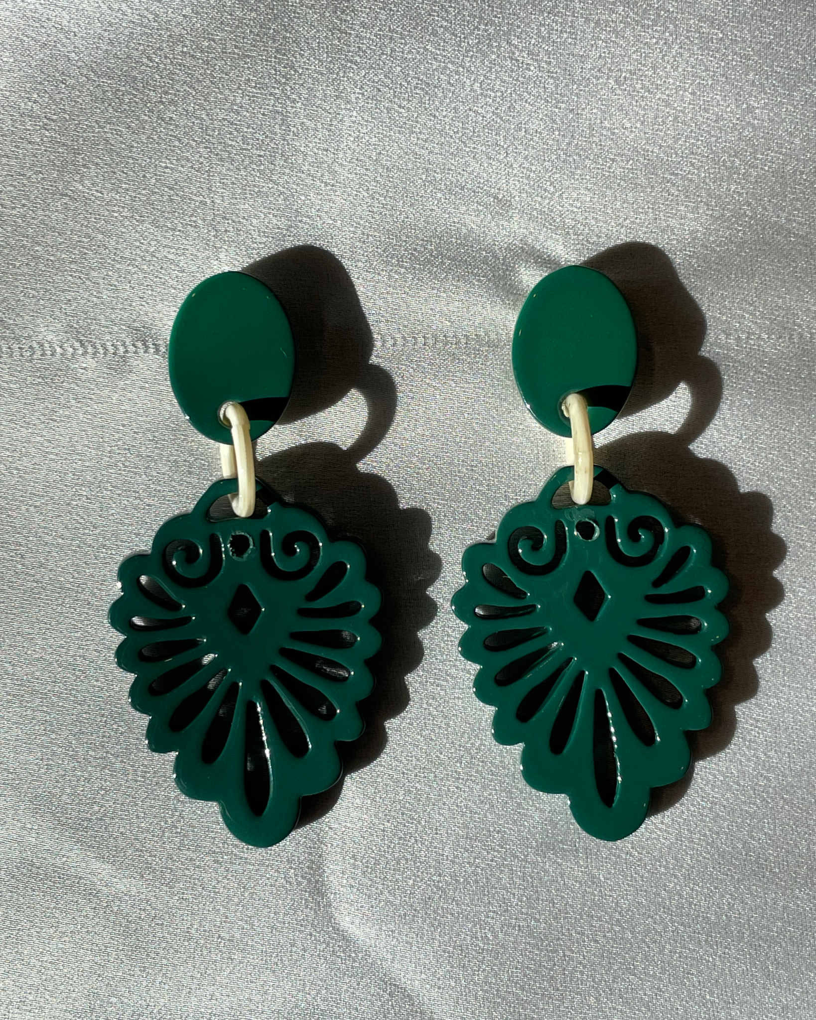 Bông tai sơn mài hoa văn hoạ tiết Á Đông thời trang Hity