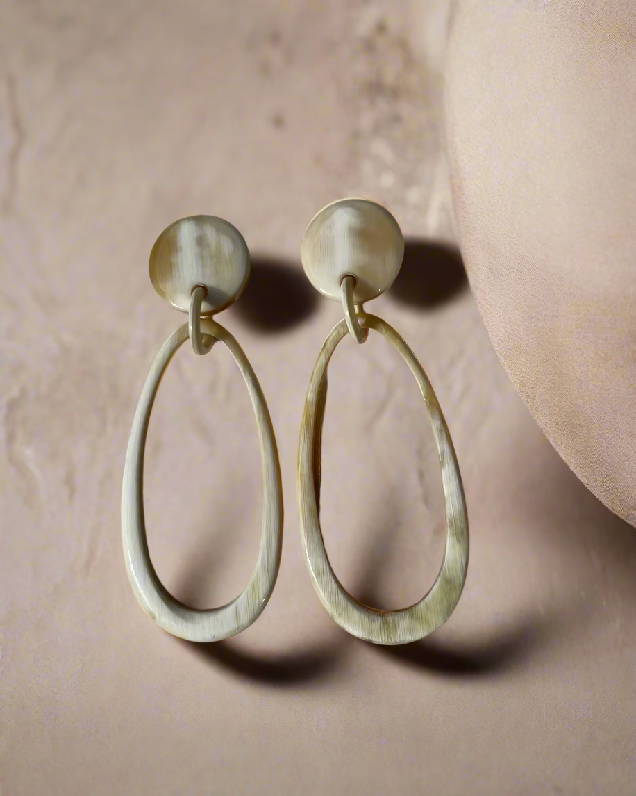 Bông tai sừng trâu hình giọt nước thời trang Hity