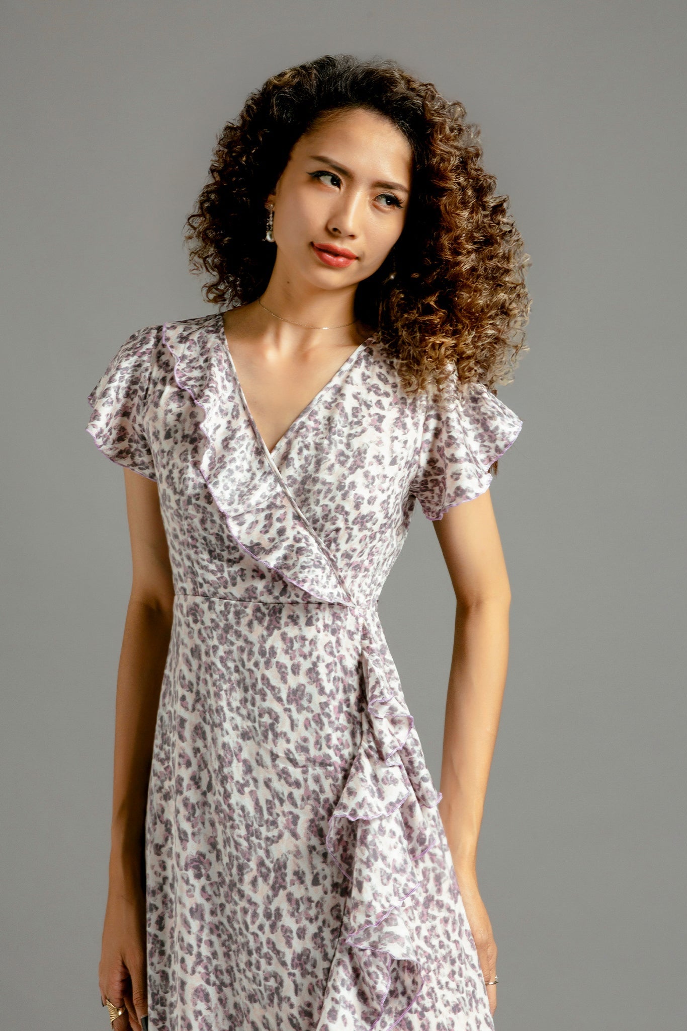 Đầm đắp vạt lụa satin da beo thời trang Hity