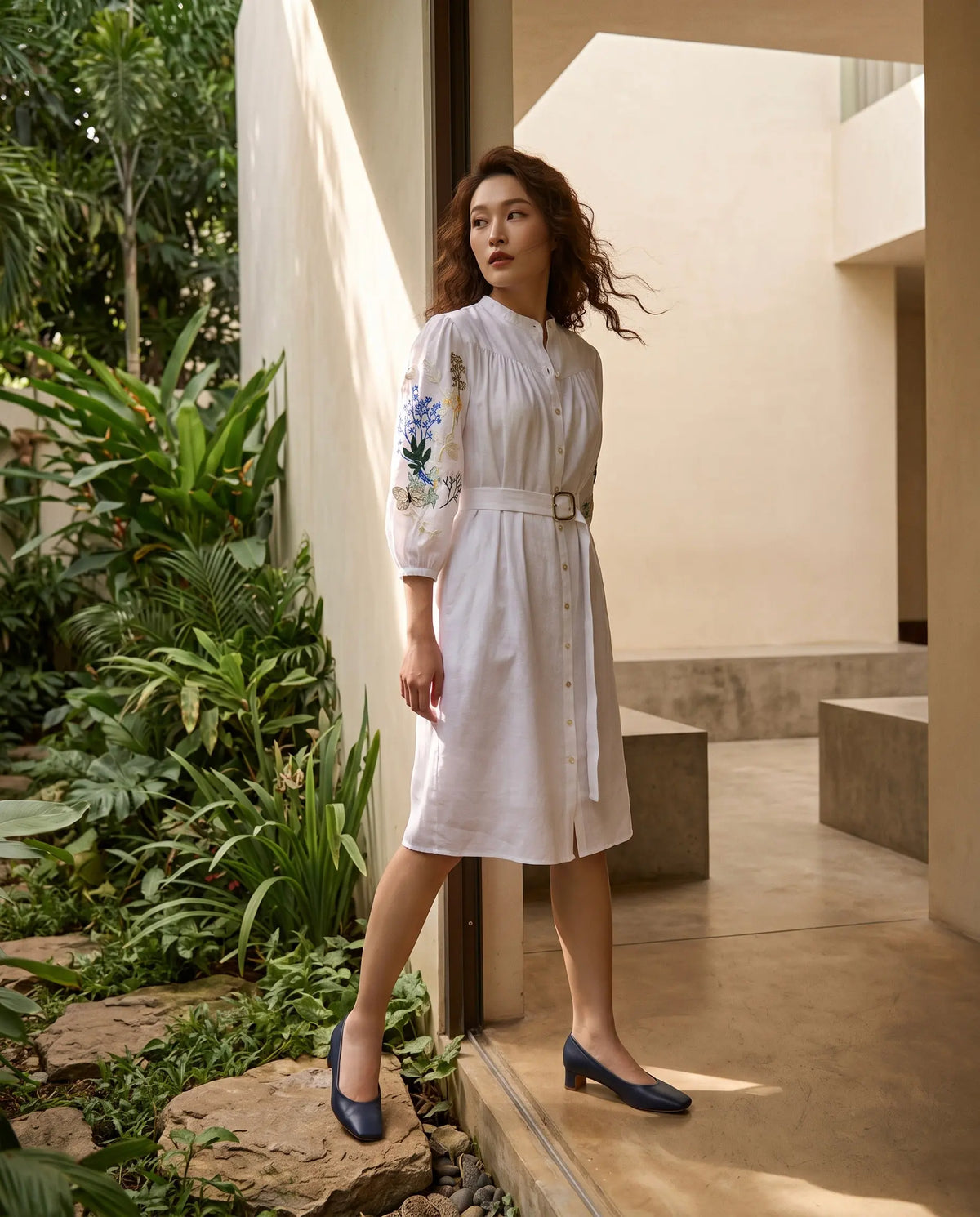 Đầm suông linen trắng thêu tay Mơ thời trang Hity