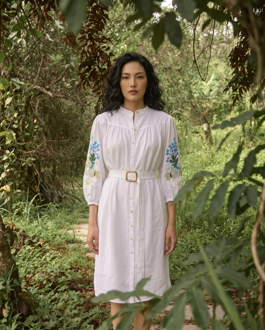 Đầm suông linen trắng thêu tay Mơ thời trang Hity