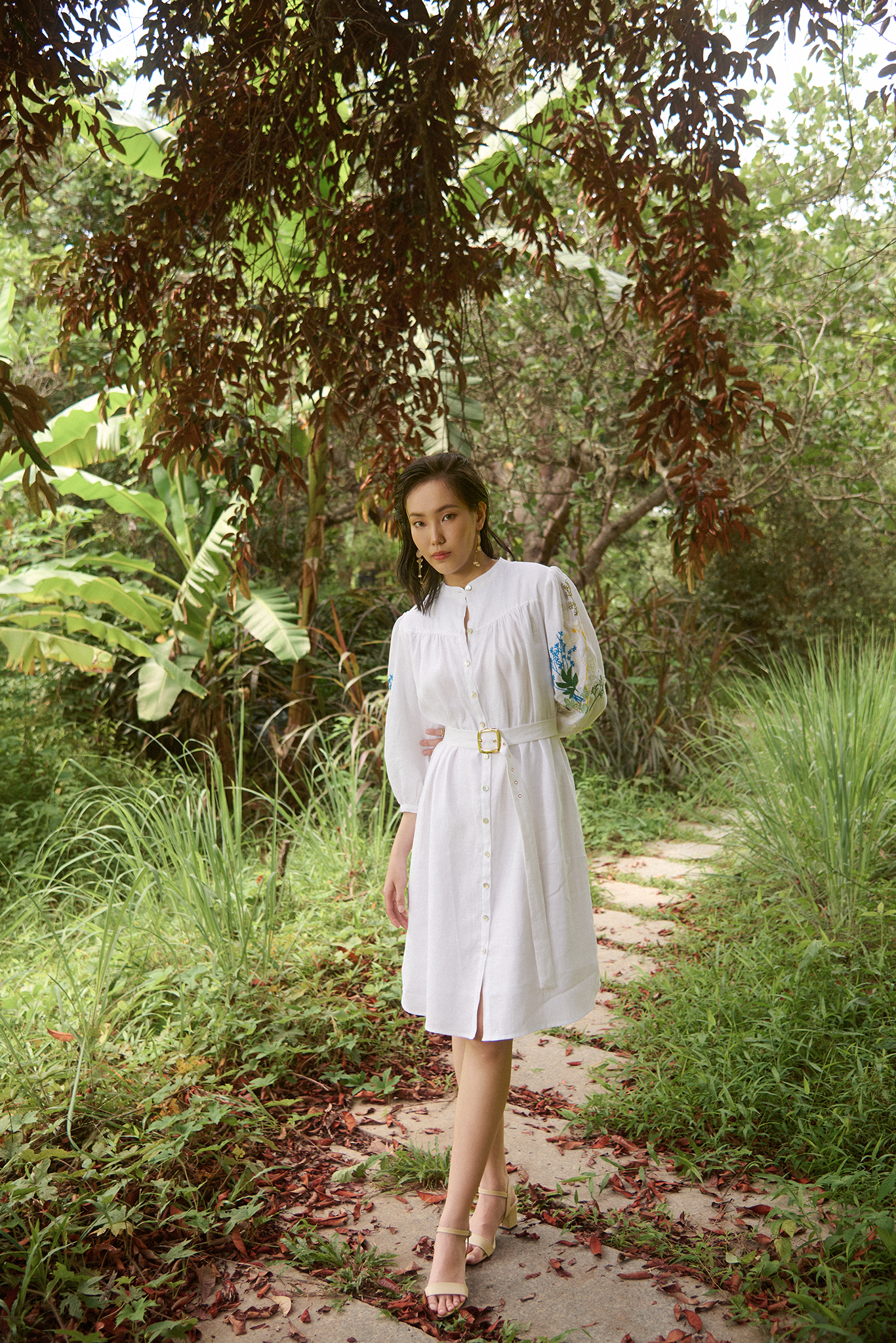 Đầm suông linen thêu tay Mơ thời trang Hity