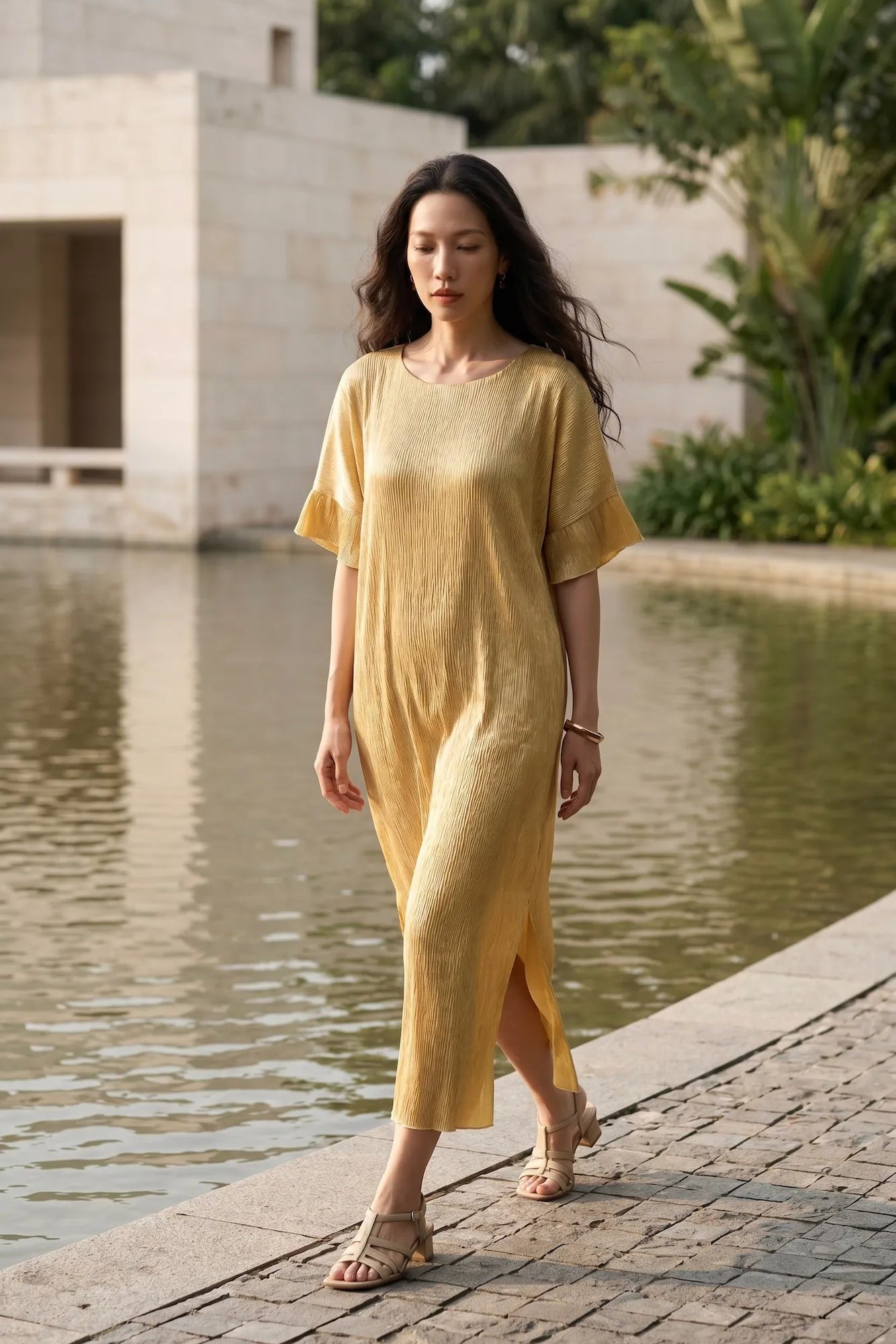 Đầm lụa dún Tám Lăng vàng rễ cây nhàu thời trang Hity