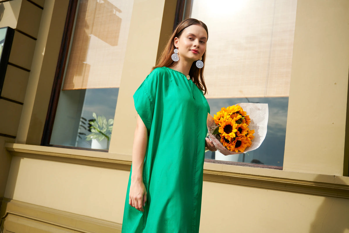 Đầm oversize lụa tơ tằm xanh ngọc lục bảo thời trang Hity